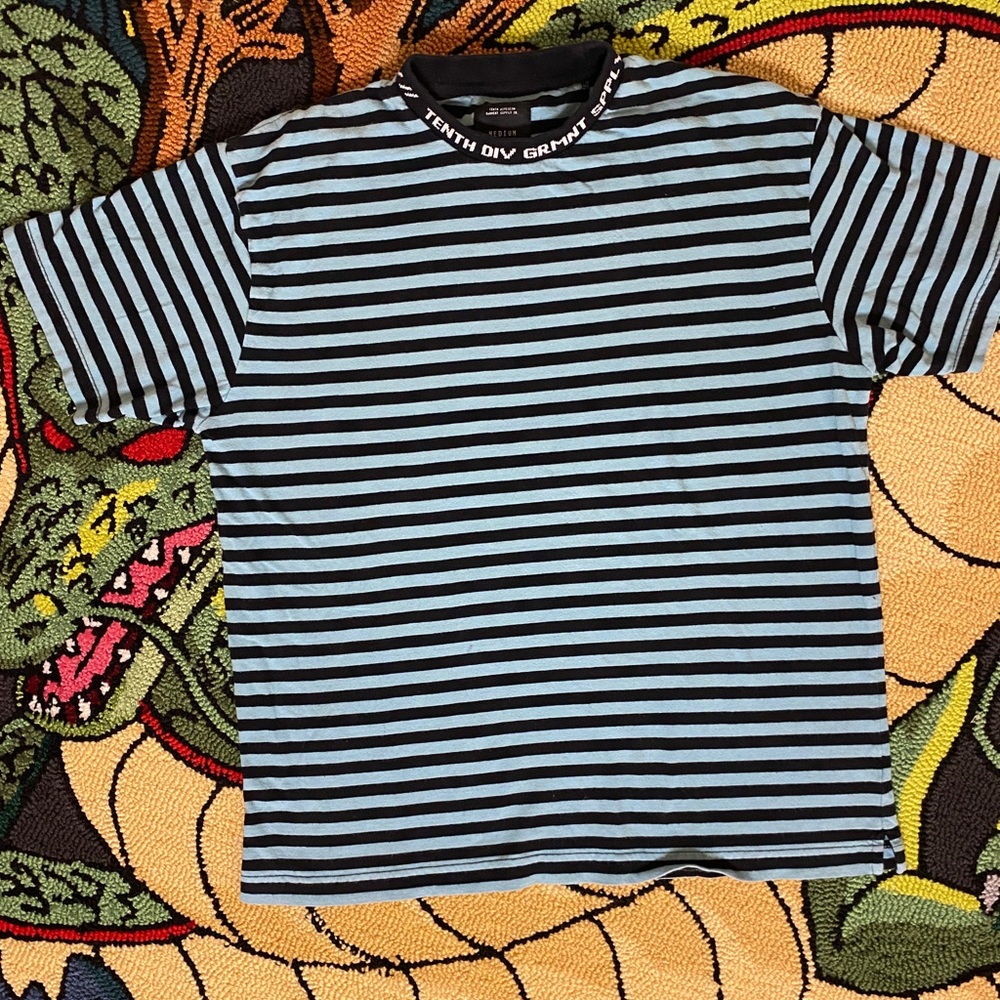 Mock neck stripe shirt